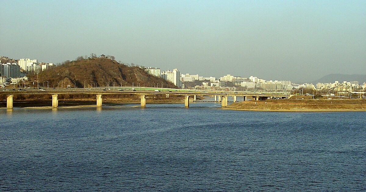 Bir Kuzey Korelinin Han Nehri’ni geçerek Güney Kore’ye kaçtığı bildirildi