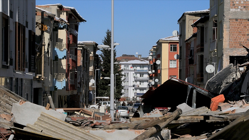 Deprem bölgesindeki elektrik şirketlerinin ödemelerinin ertelenmesi kararı Resmi Gazete’de yayımlandı