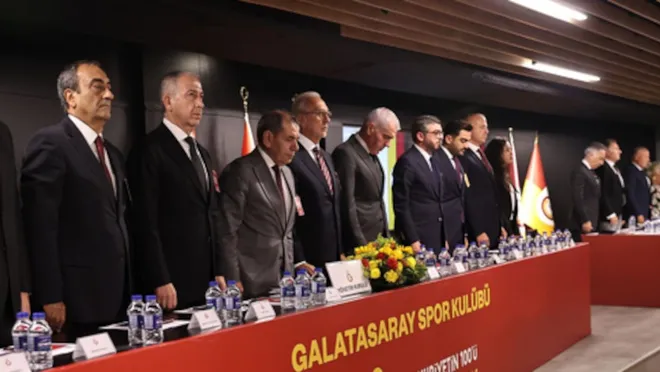 Galatasaray ‘olağanüstü divan’ toplantısında karaborsa bilet iddiaları görüşüldü