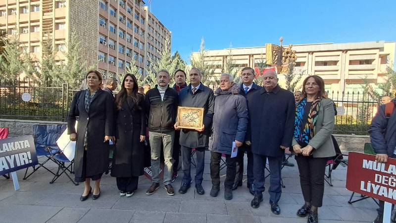 CHP’den Bakan Yusuf Tekin hakkında istifa çağrısı