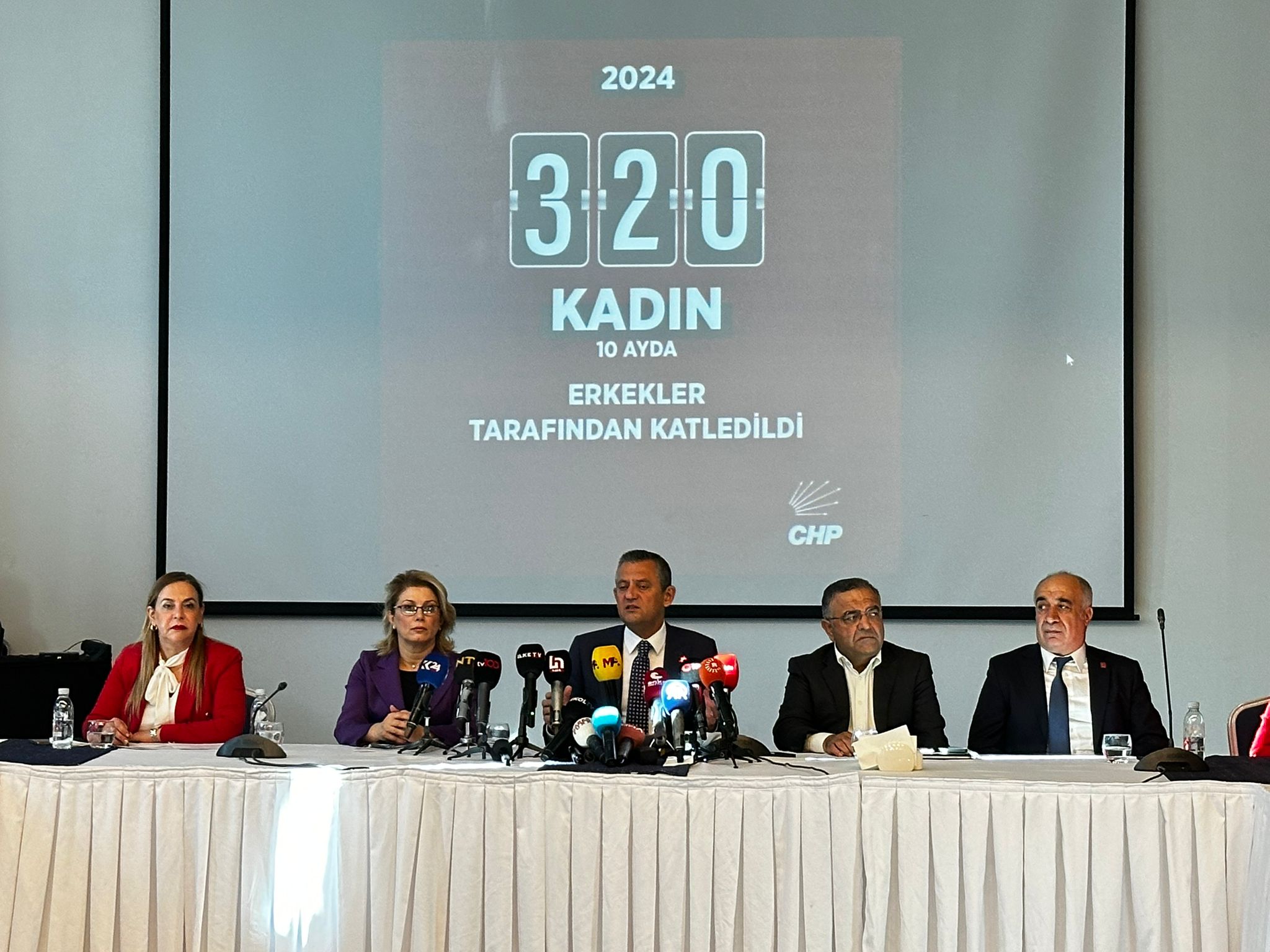 Özgür Özel Diyarbakır’da: Eşit vatandaşlık öneriyorum