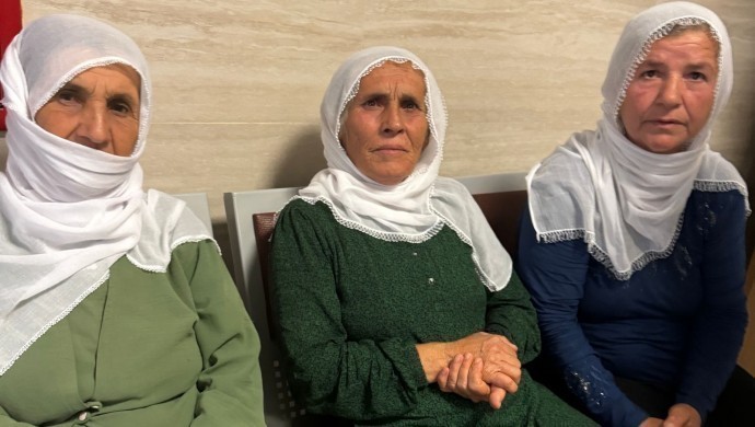 3’ü Barış Annesi 9 kişi cezaevinden çıktı