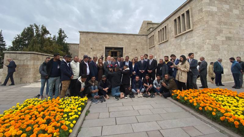 Fernas işçileri Meclis’te AK Parti milletvekilleri ile görüştü