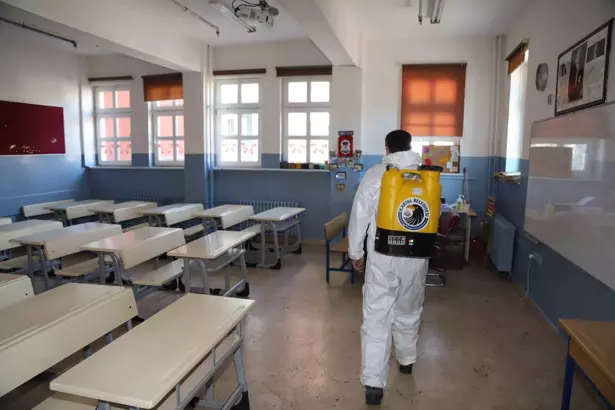 Veli-Der’den MEB’e çağrı: Okullarda hijyen sorunu için derhal önlem alınsın
