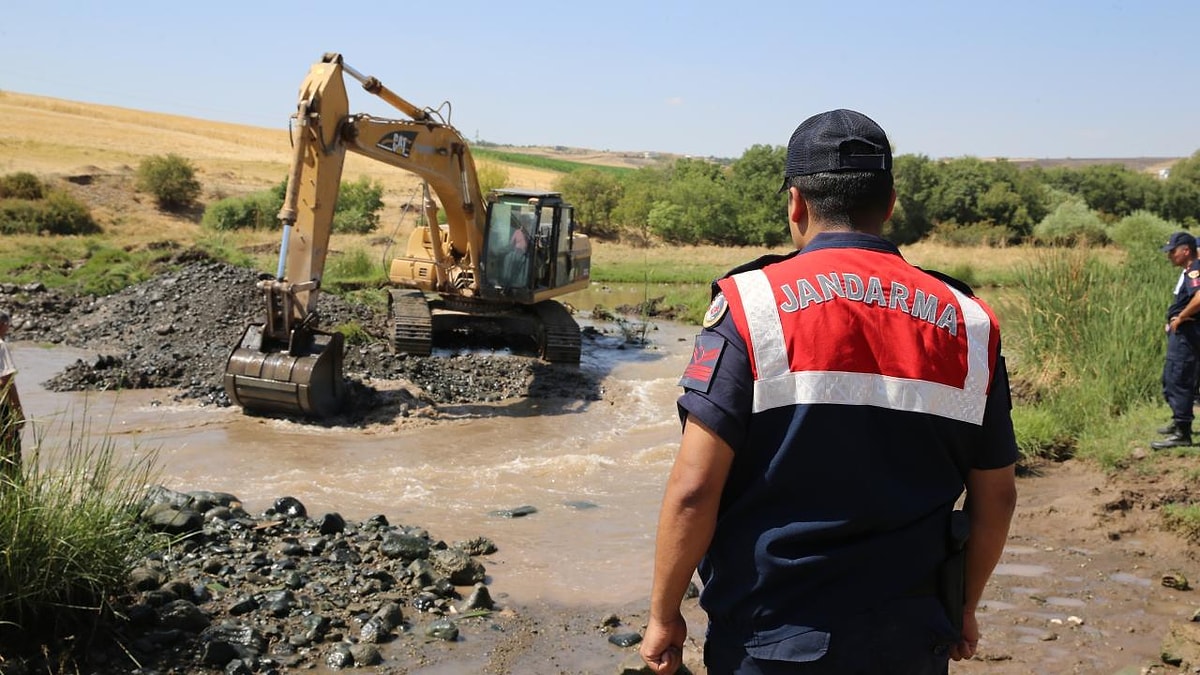 Jandarma Narin Güran’ı bulmak için ‘üfürükçüye’ gitmiş