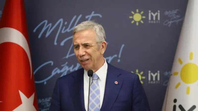 Mansur Yavaş’tan Ahmet Özer açıklaması