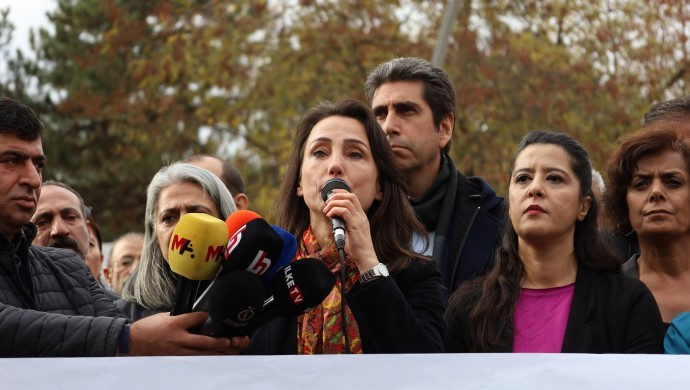 Tülay Hatimoğulları: Kürt sorununun çözümü için kayyım rejimini terk edin