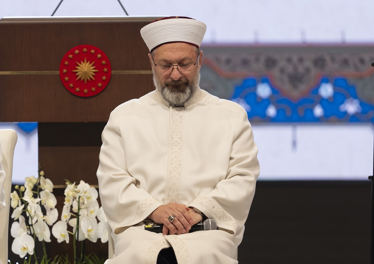 Diyanet’in yurt dışı seyahat harcamaları 744 milyon liraya çıkarıldı