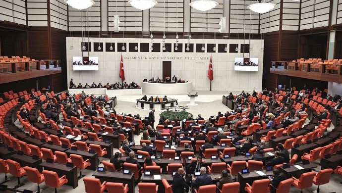 Meclis’te bu hafta emeklilere maaş düzenlemesi görüşülecek