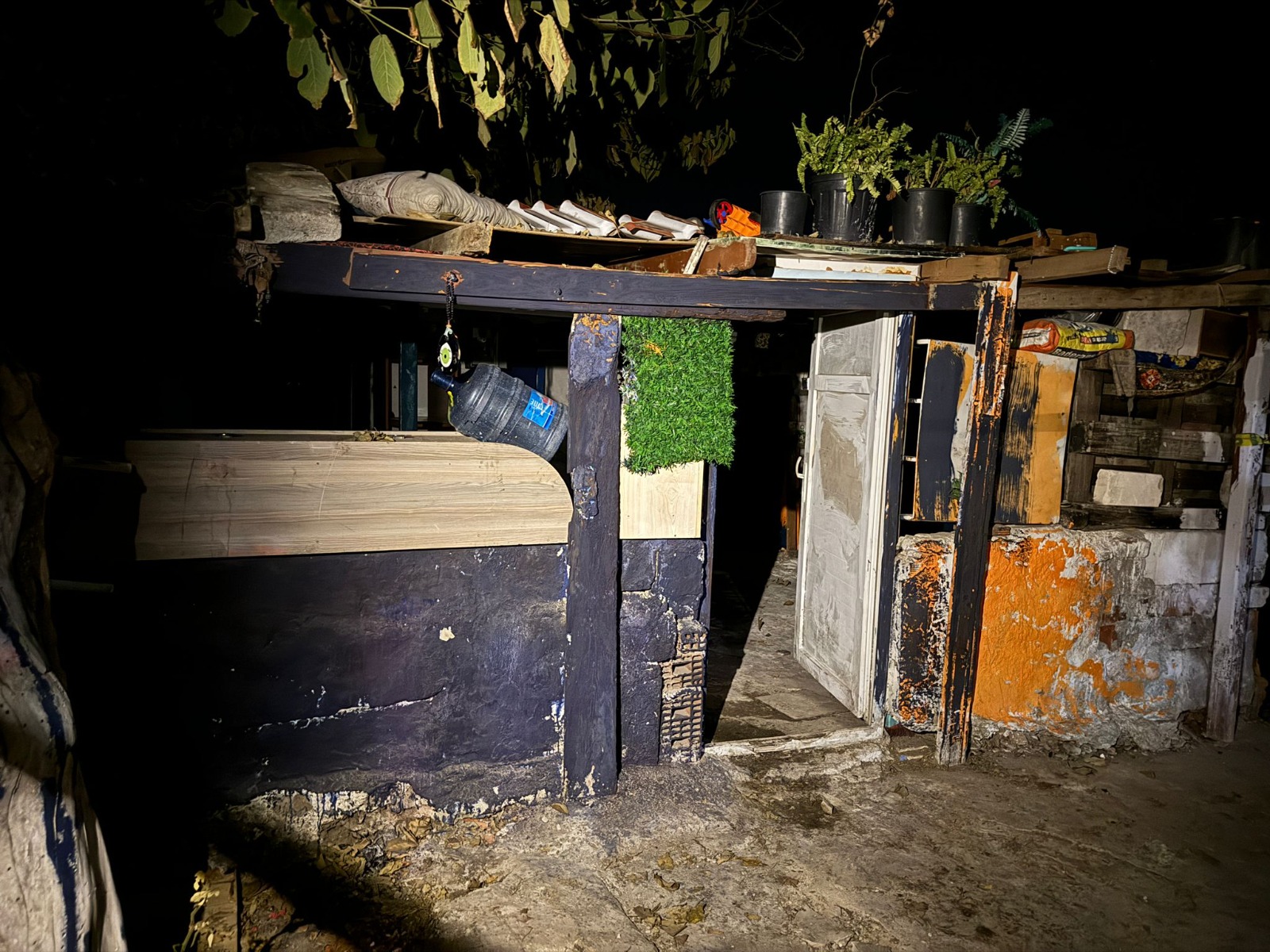 İzmir’de baraka evde çıkan yangında 5 kardeş hayatını kaybetti