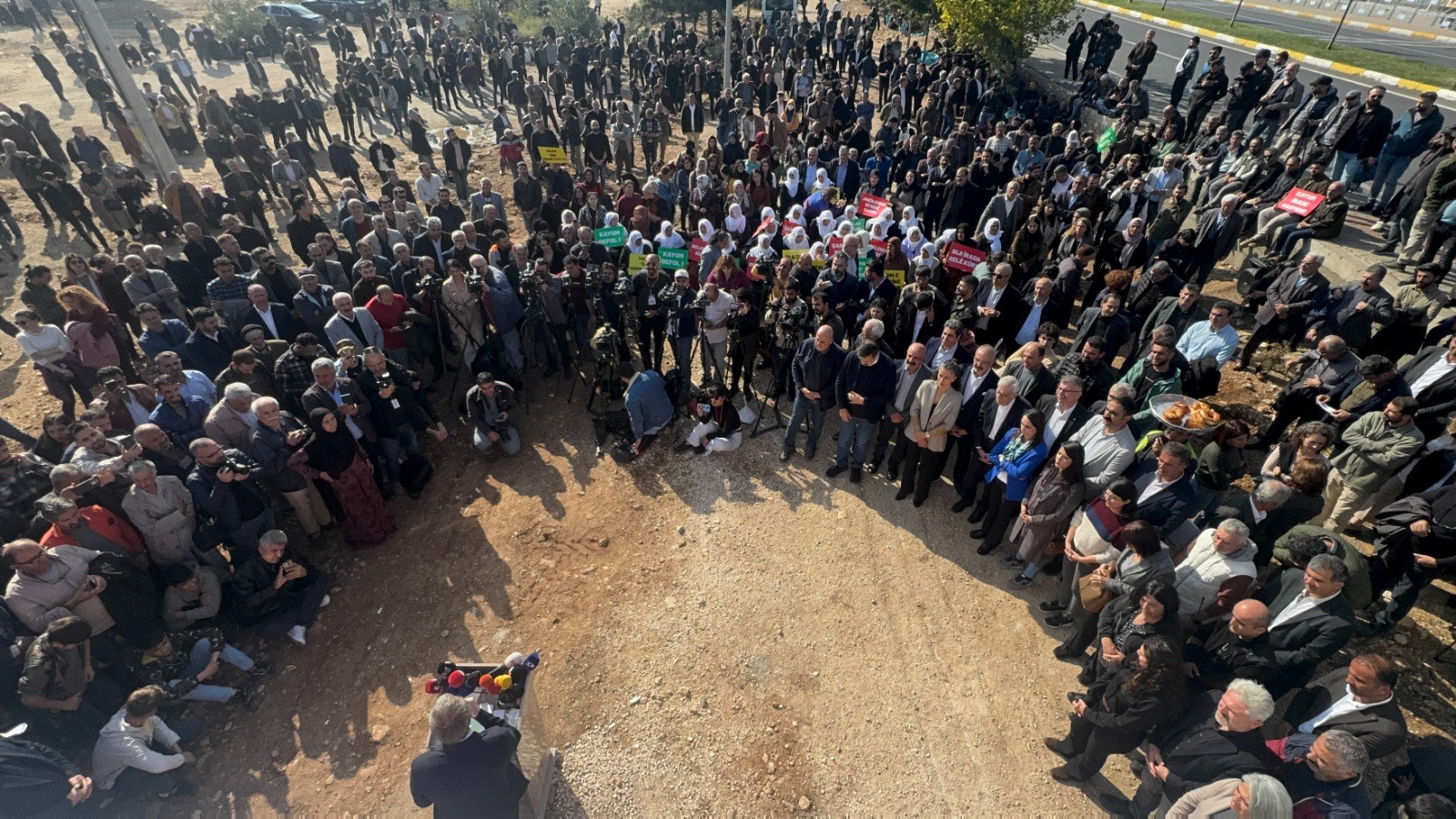 Mardin’de kayyım protestolarından kareler