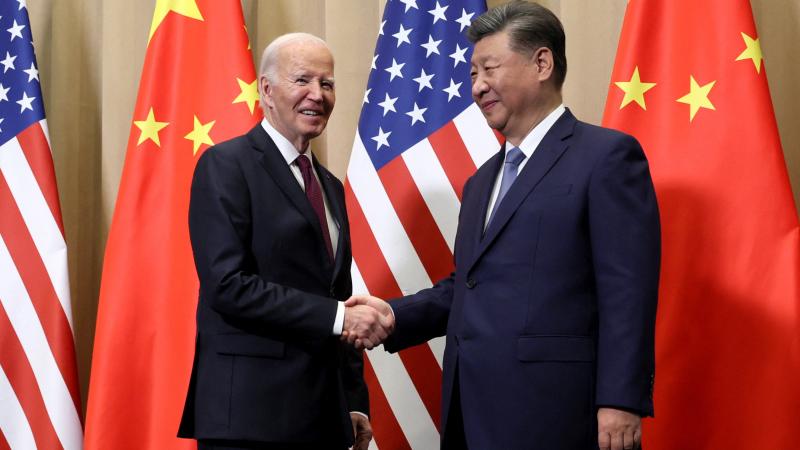 Biden ve Şi APEC Zirvesi’nde bir araya geldi