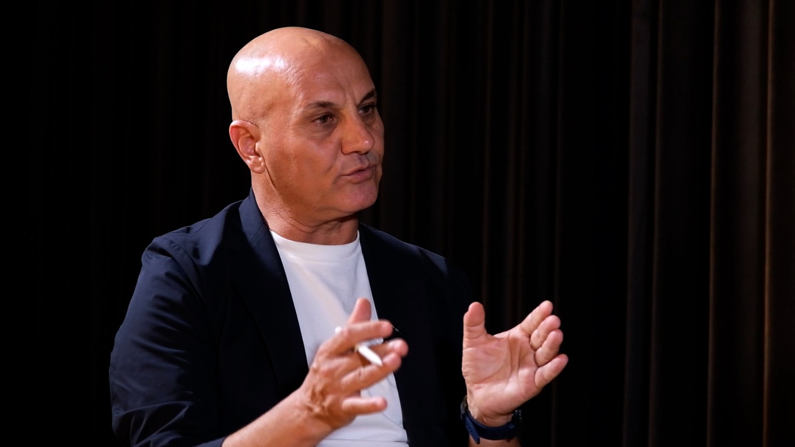 Azad Barış: Bir günah keçisi gerekiyordu, ben seçildim, kumpasın merkezine yerleştirildim