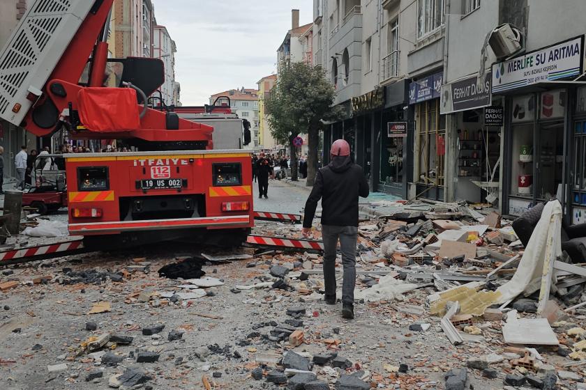 Çorum’da bir binada doğalgaz patlaması: 1 ölü 33 yaralı