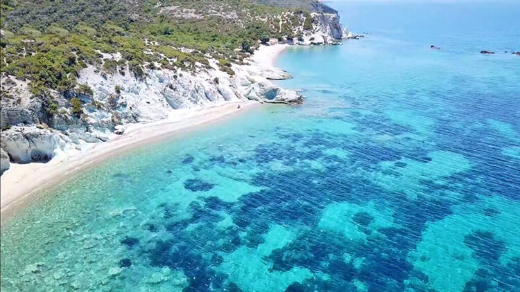Foça’da Mersinaki Koyu’na özelleştirme kararı