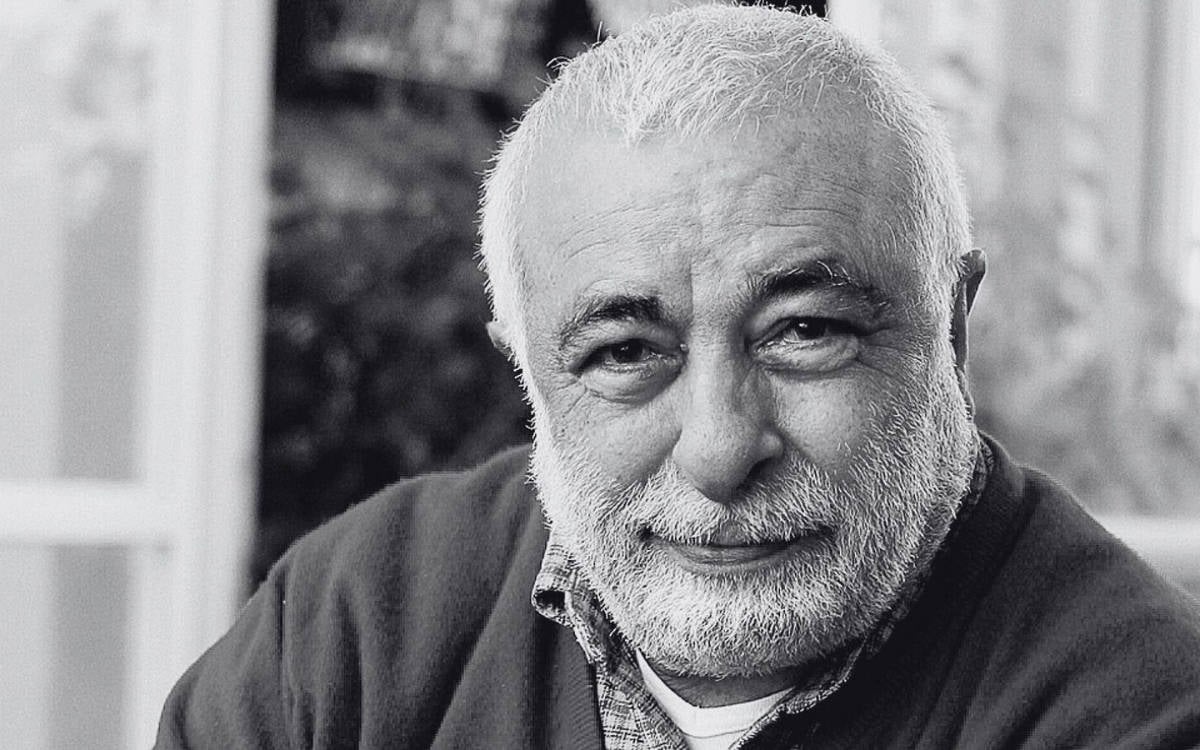 Yazar ve yayıncı Nazar Büyüm yaşamını yitirdi