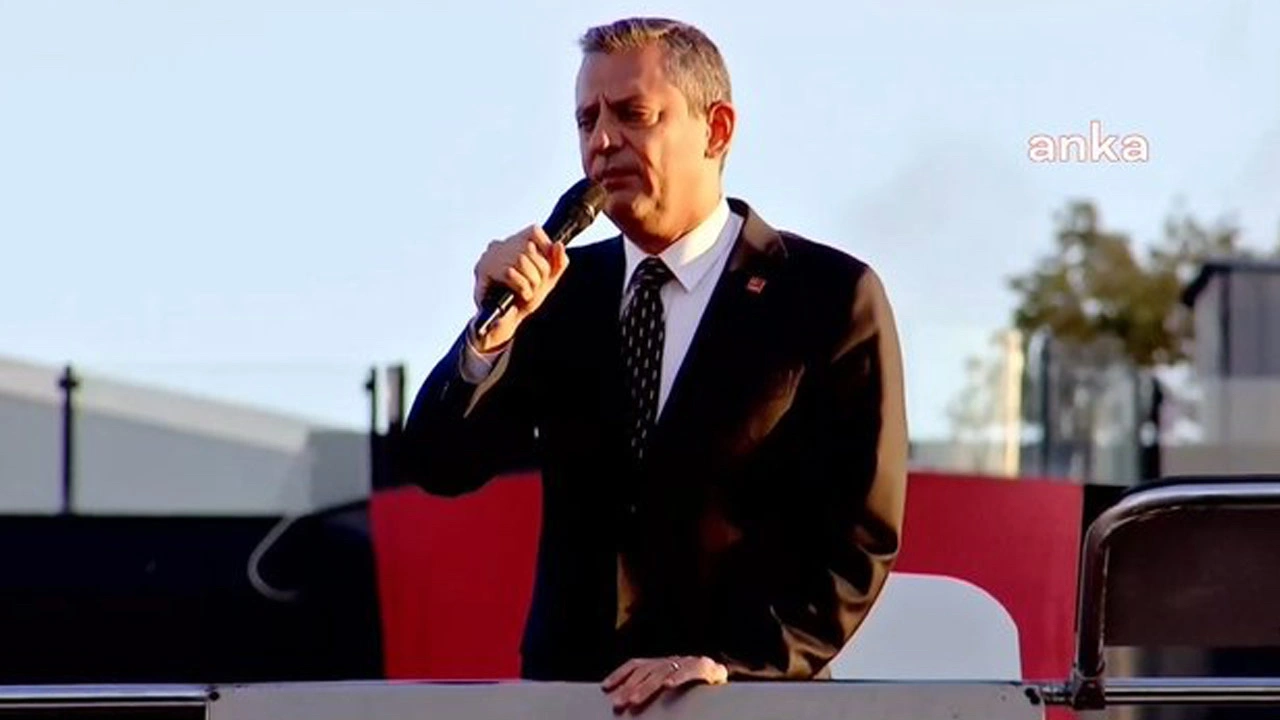 Özgür Özel: Ahmet Özer dönene kadar nöbetteyiz