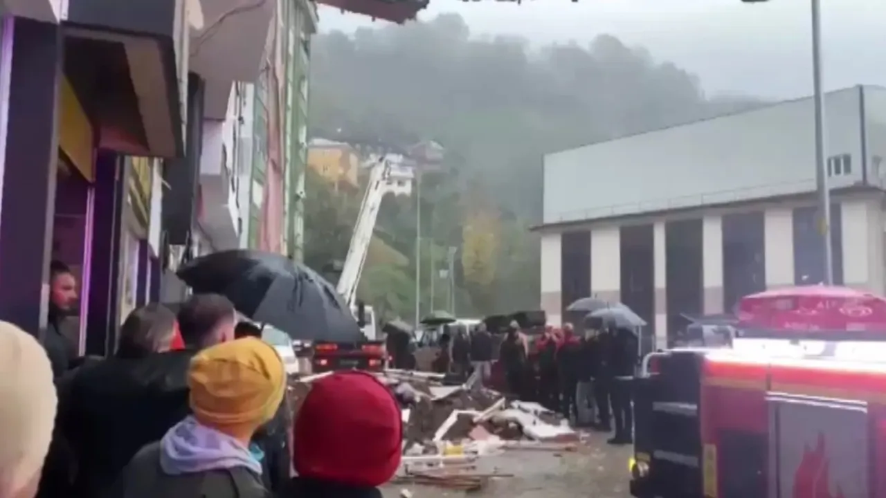 Rize’de heyelan: 1 ölü 3 yaralı