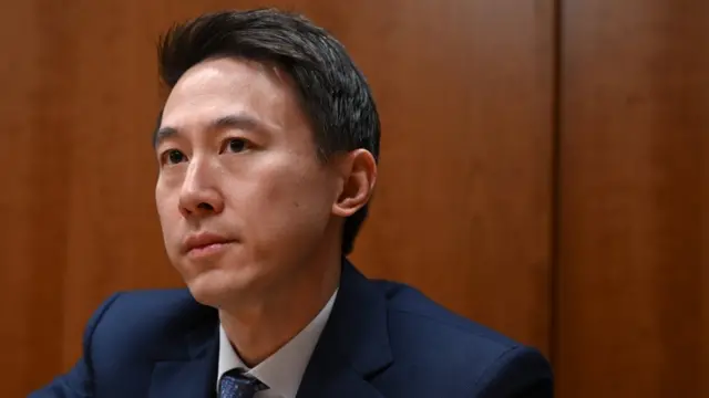 TikTok CEO’su Romanya seçimleri nedeniyle Avrupa Parlamentosu’na çağrıldı