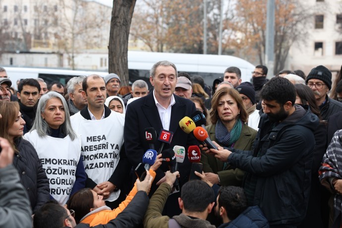 Tuncer Bakırhan: Öcalan hazır peki siz ne yapıyorsunuz?