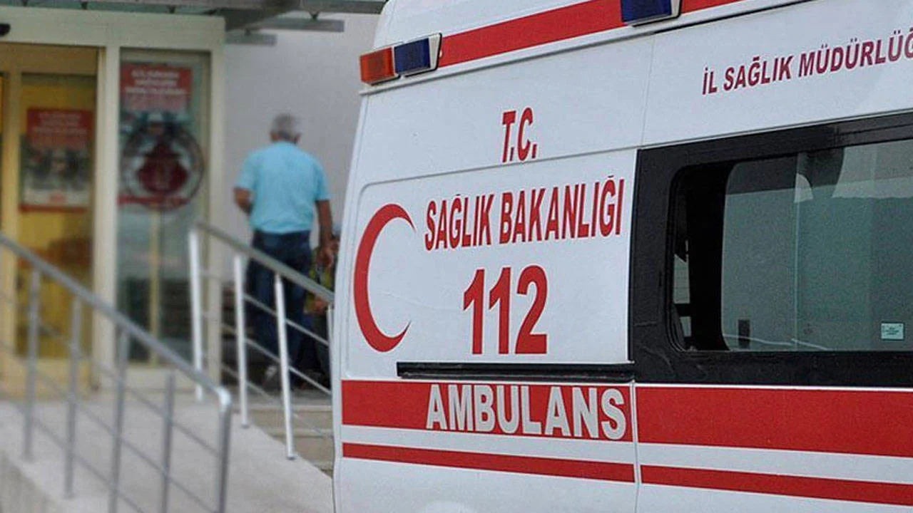 Bolu’da servis midibüsü devrildi: 9 işçi yaralandı