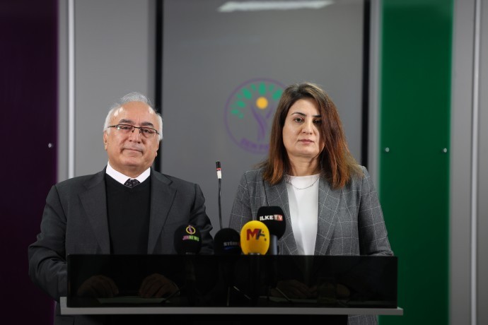 DEM Parti: 2024 yılında en az 3 bin 948 kişi gözaltına alındı 632 kişi tutuklandı