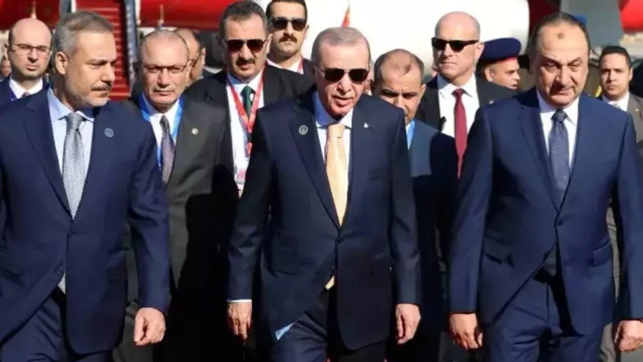 Erdoğan’dan Mısır’daki D-8 zirvesinde Suriye mesajı