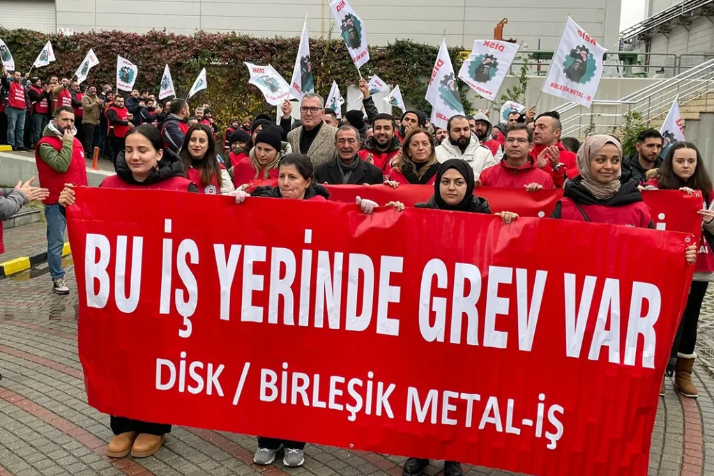 Grev yasaklarına karşı siyasi partilerden ortak tepki
