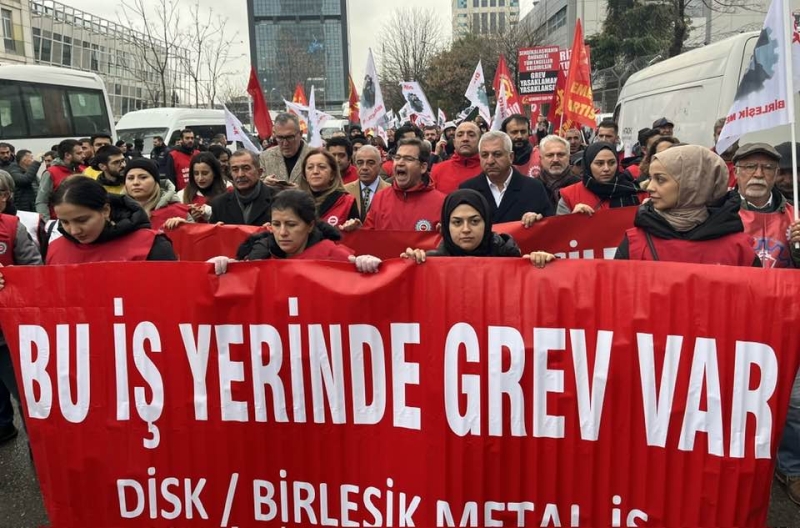 175 akademisyenden metal işçilerine destek