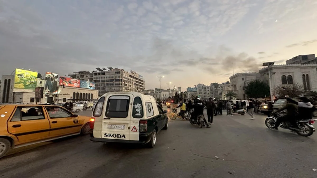 Cihatçı grupların Humus’a ilerleyişi sürüyor: Binlerce insan göç ediyor