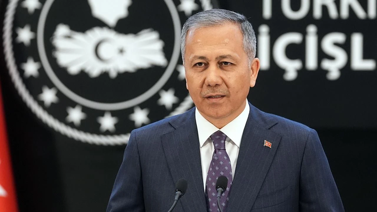 Bakan Yerlikaya: Sokak hayvanları ile ilgili 81 ile müfettiş gönderildi