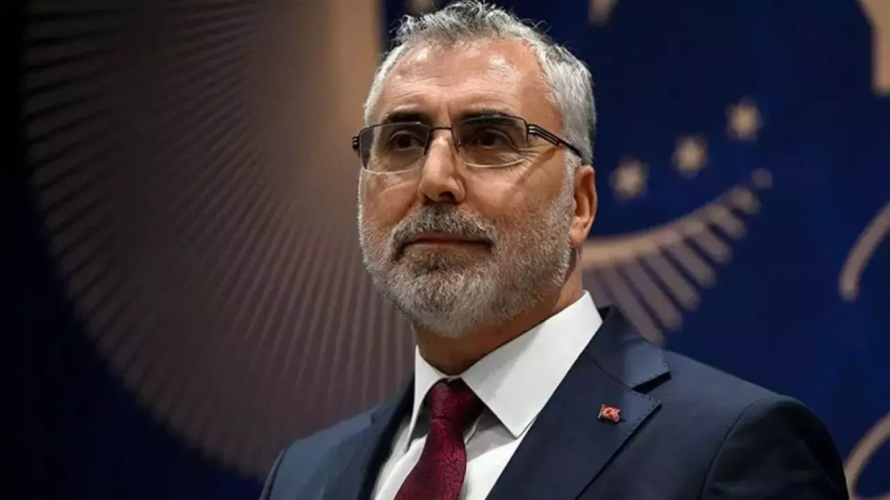 Bakan Işıkhan: Asgari ücreti haftaya neticelendirmeyi düşünüyoruz