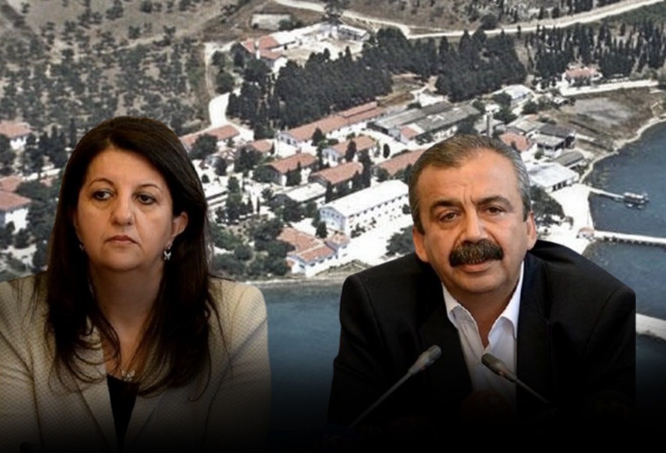 Eyüp Burç: Yeni süreç, devletin sunduğu yeni paradigmayla Öcalan paradigmasını ortaklaştırmanın müzakereleridir