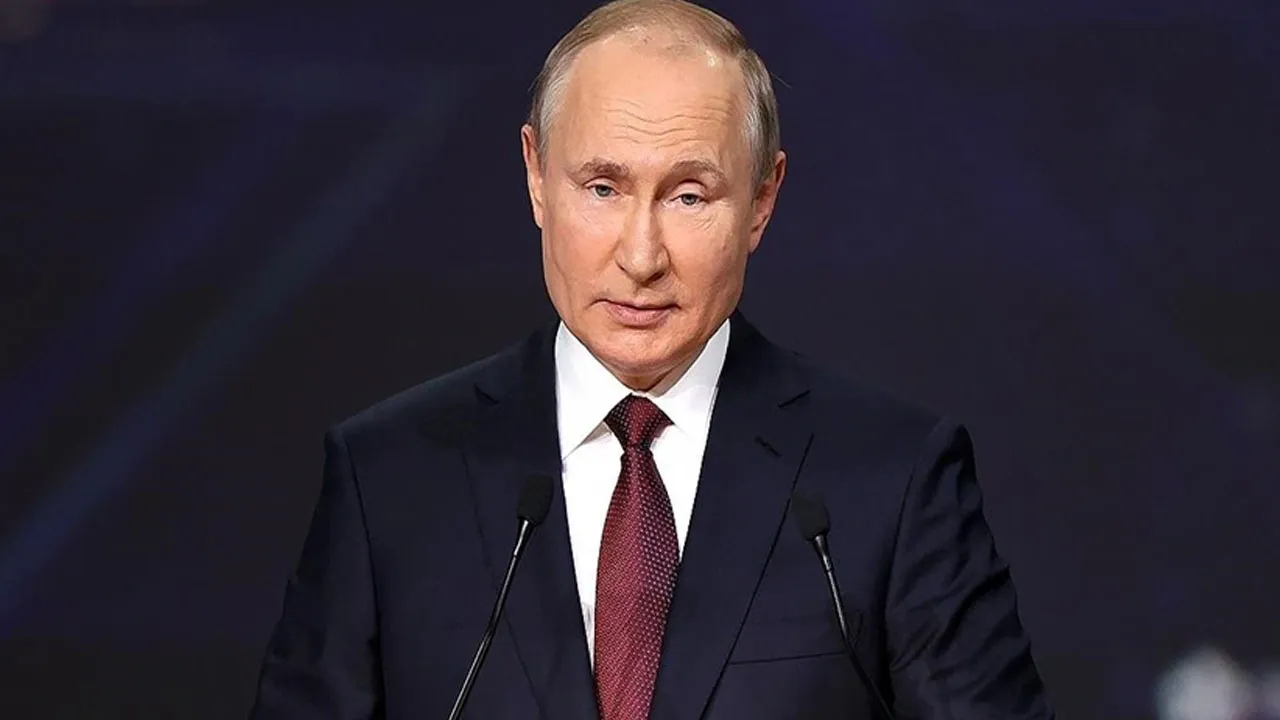 Putin’den Türkiyeli gazeteciye: Tebrik etmek lazım ekonomi kurmaylarını