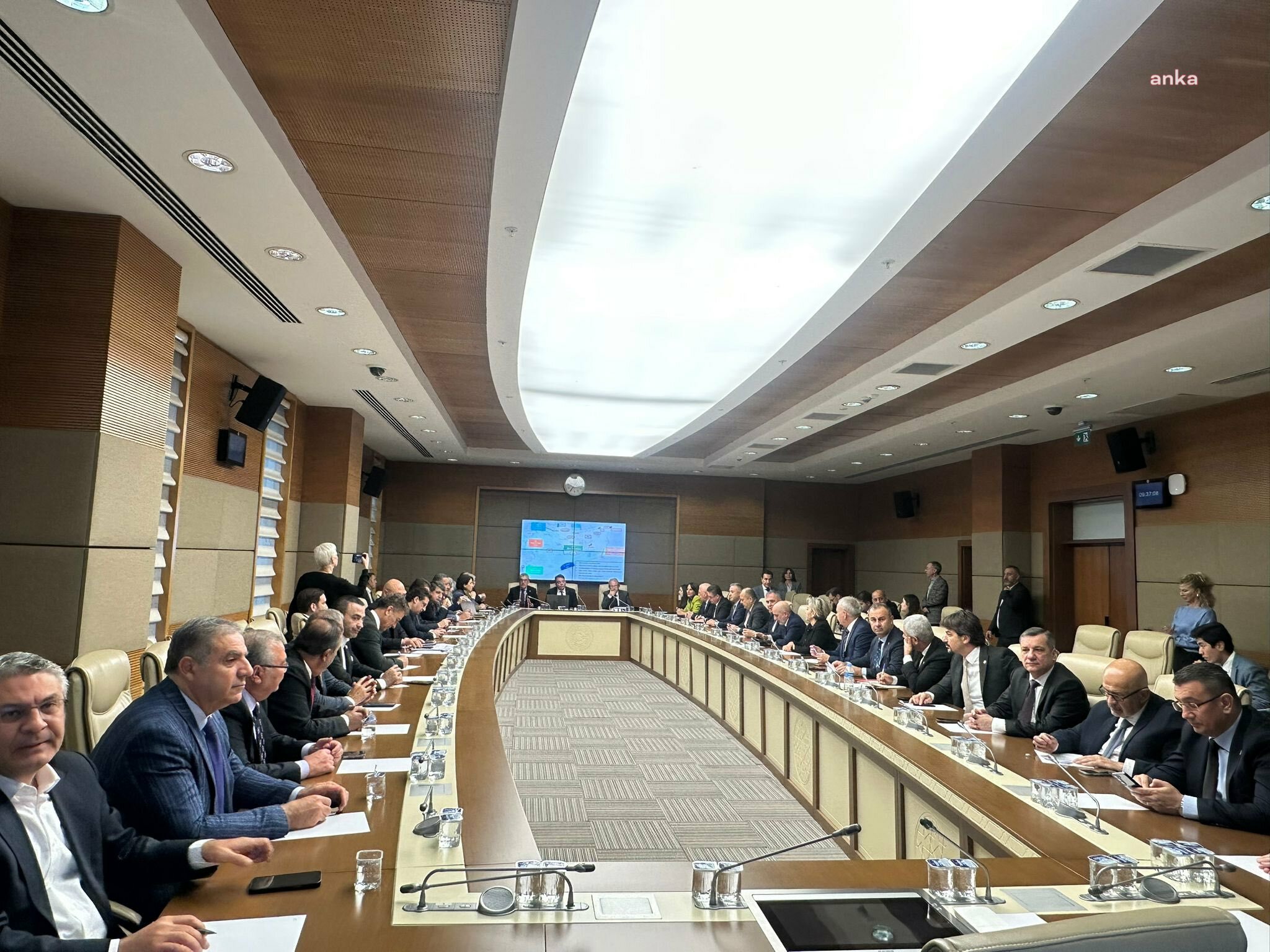  CHP Suriye gündemli kapalı grup toplantısı yaptı