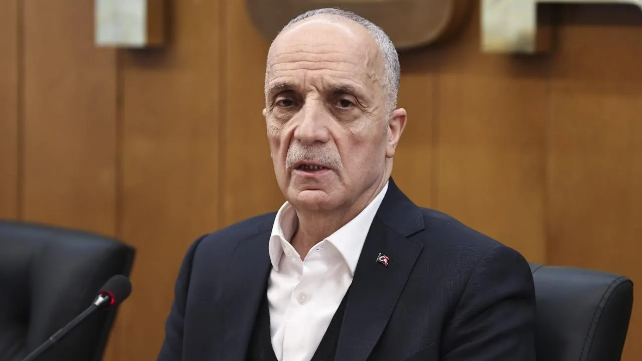 Türk-İş: Asgari ücret kabul edilemez, artık komisyona katılmayacağız