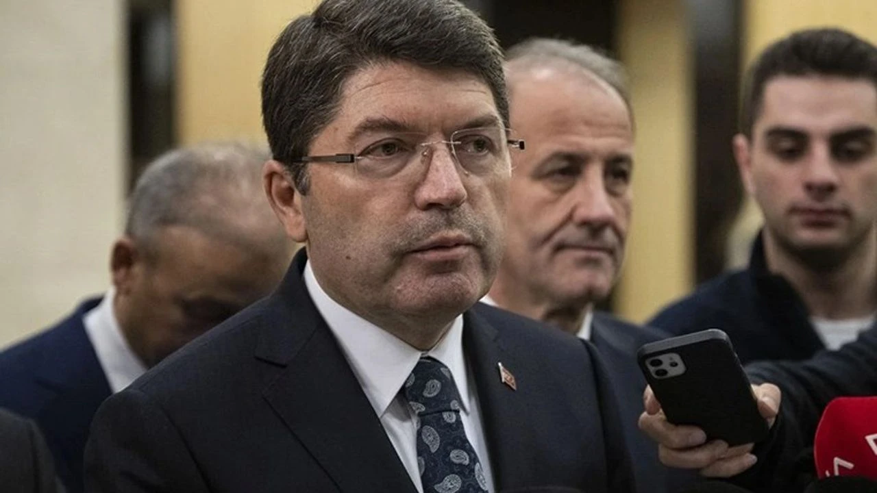 Yılmaz Tunç’tan DEM Parti’nin Öcalan ile görüşme talebi hakkında açıklama