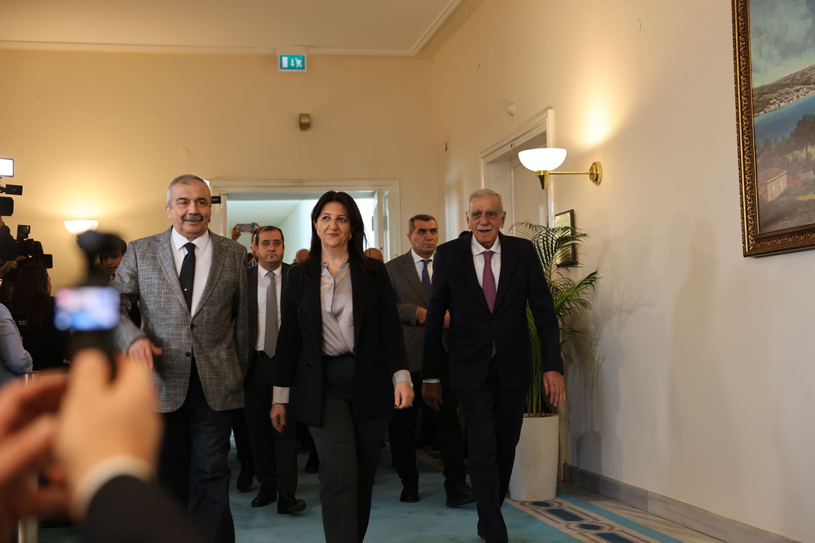 İmralı heyeti ile görüşen AK Parti: Önümüzdeki günlerde açıklama yapacağız