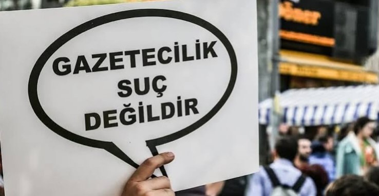 Bugün adliye gazetecilere çalıştı