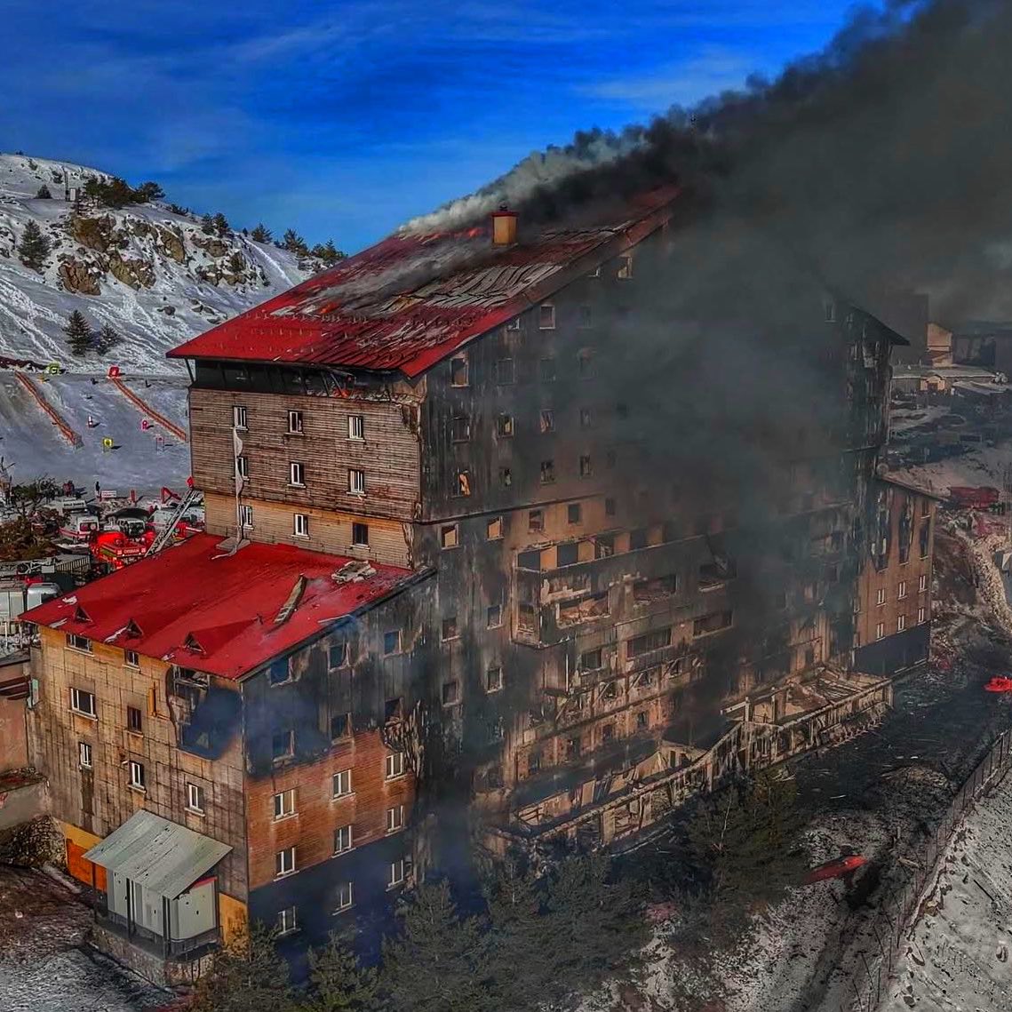 Sağlık Bakanlığı’ndan yangında yaralananların yakınlarına çağrı: ALO 184’ü arayın