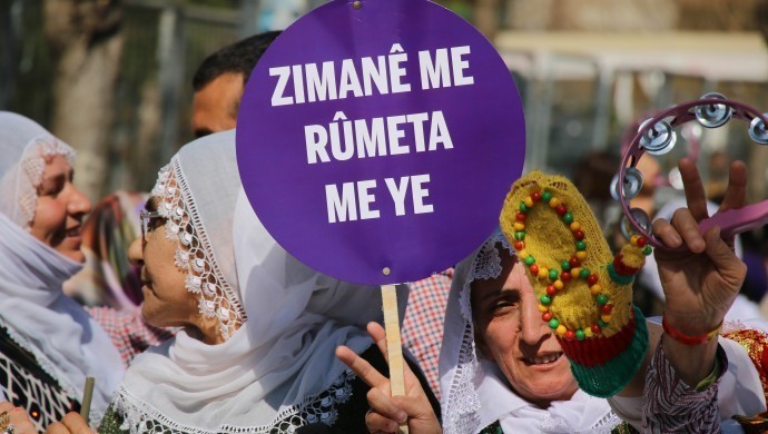 Ağrı’da Avesta Derneği’nin mühürlenmesine tepki: Kürt diline saldırı, kimliğe saldırıdır