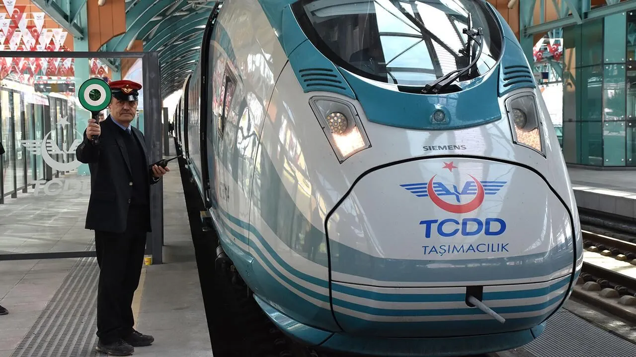 Yüksek Hızlı Tren biletlerine zam geldi