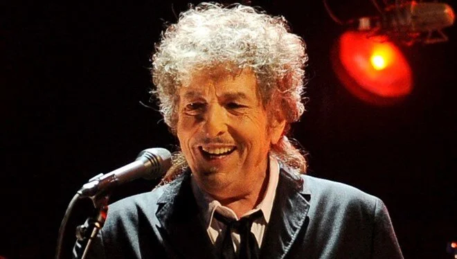 Bob Dylan şarkısının taslakları yarım milyon dolara alıcı buldu