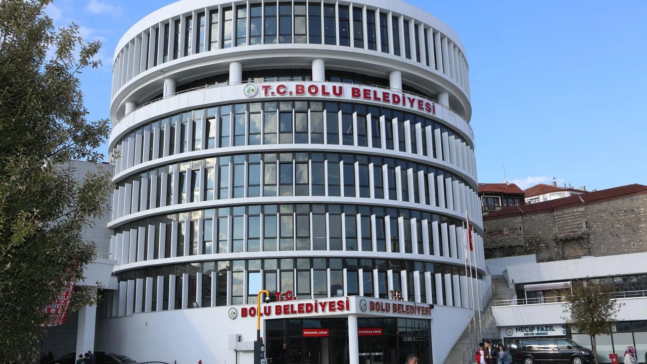 Kartalkaya’daki otel yangınına ilişkin soruşturma kapsamında 2 gözaltı daha