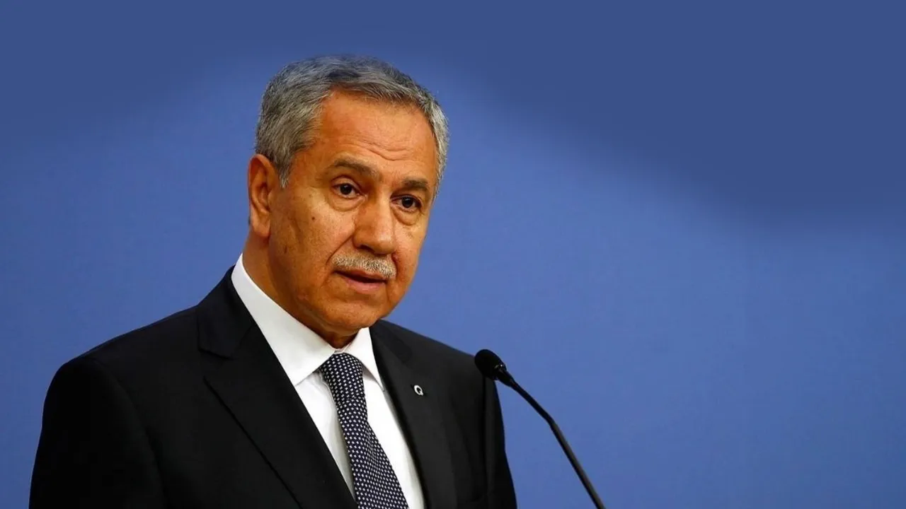 Bülent Arınç: İnsanlar zirvedeyken siyaseti bırakmalı