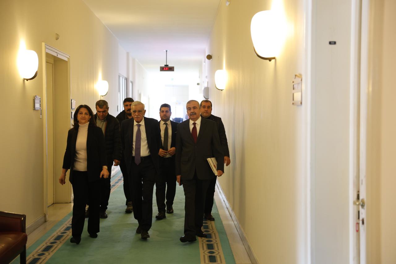 DEM Parti İmralı heyeti Kurtulmuş ile görüştü