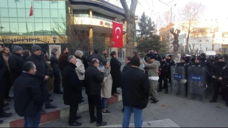 Siirt Belediyesi’ne kayyım atandı