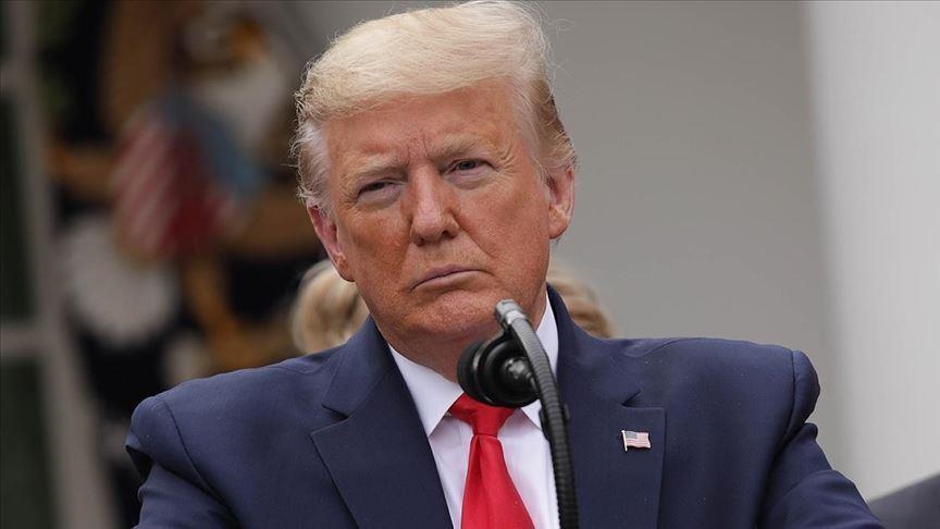 Trump, 12 başmüfettişi haber vermeden görevden aldı