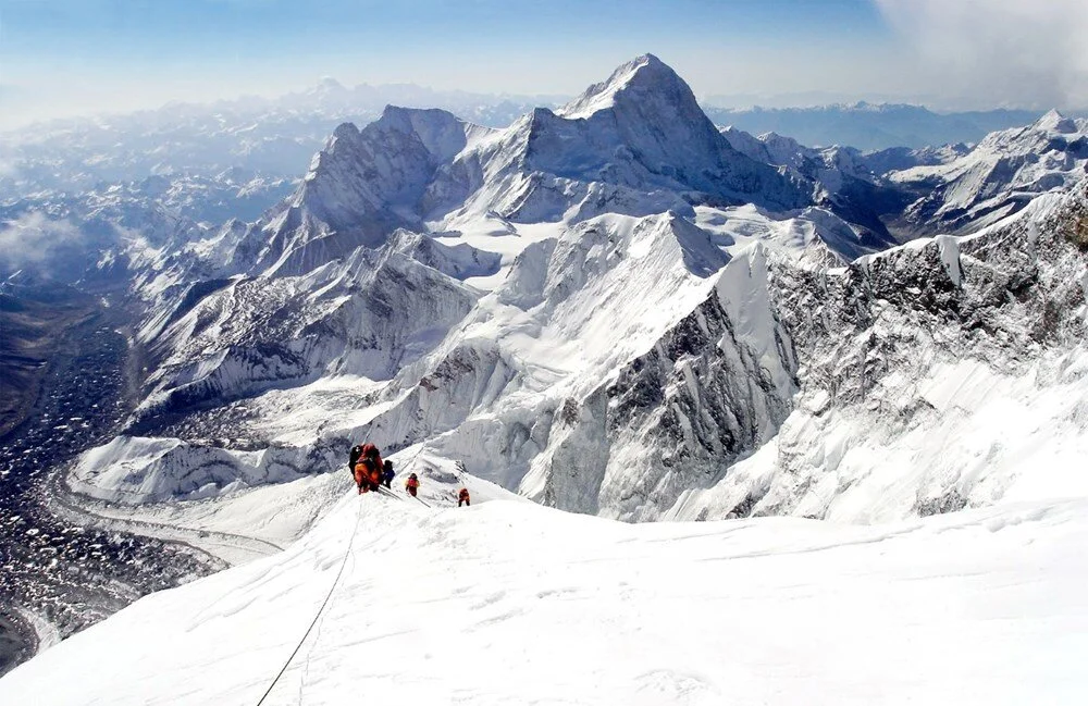 Yeraltı dağları: Everest’i gölgede bırakan devasa yapılar keşfedildi