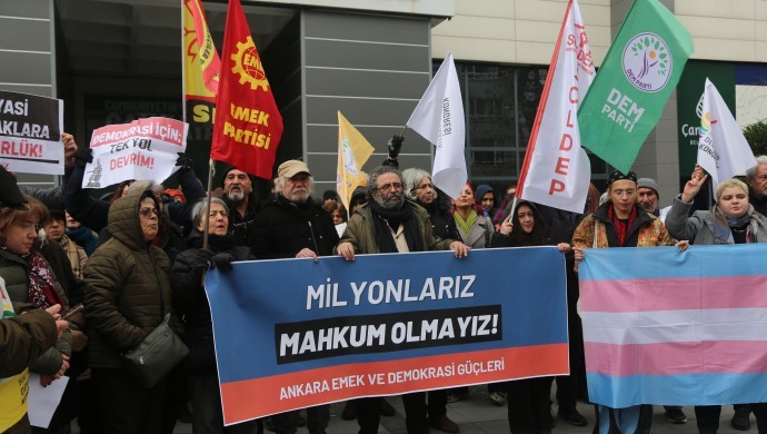 Ankara’da tutuklamalara karşı protesto: Milyonlarız mahkum olmayız